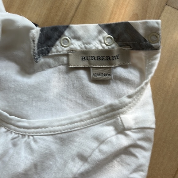 Authentic Burberry Dress 12M /74cm - Picture 4 of 5